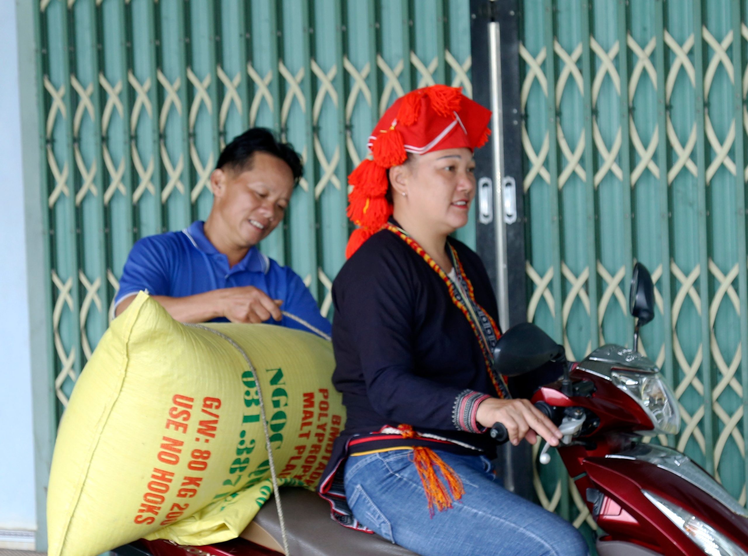 Quyền năng kinh tế của người phụ nữ tại thôn Dự án 8 Cù Hà ngày càng được khẳng định.