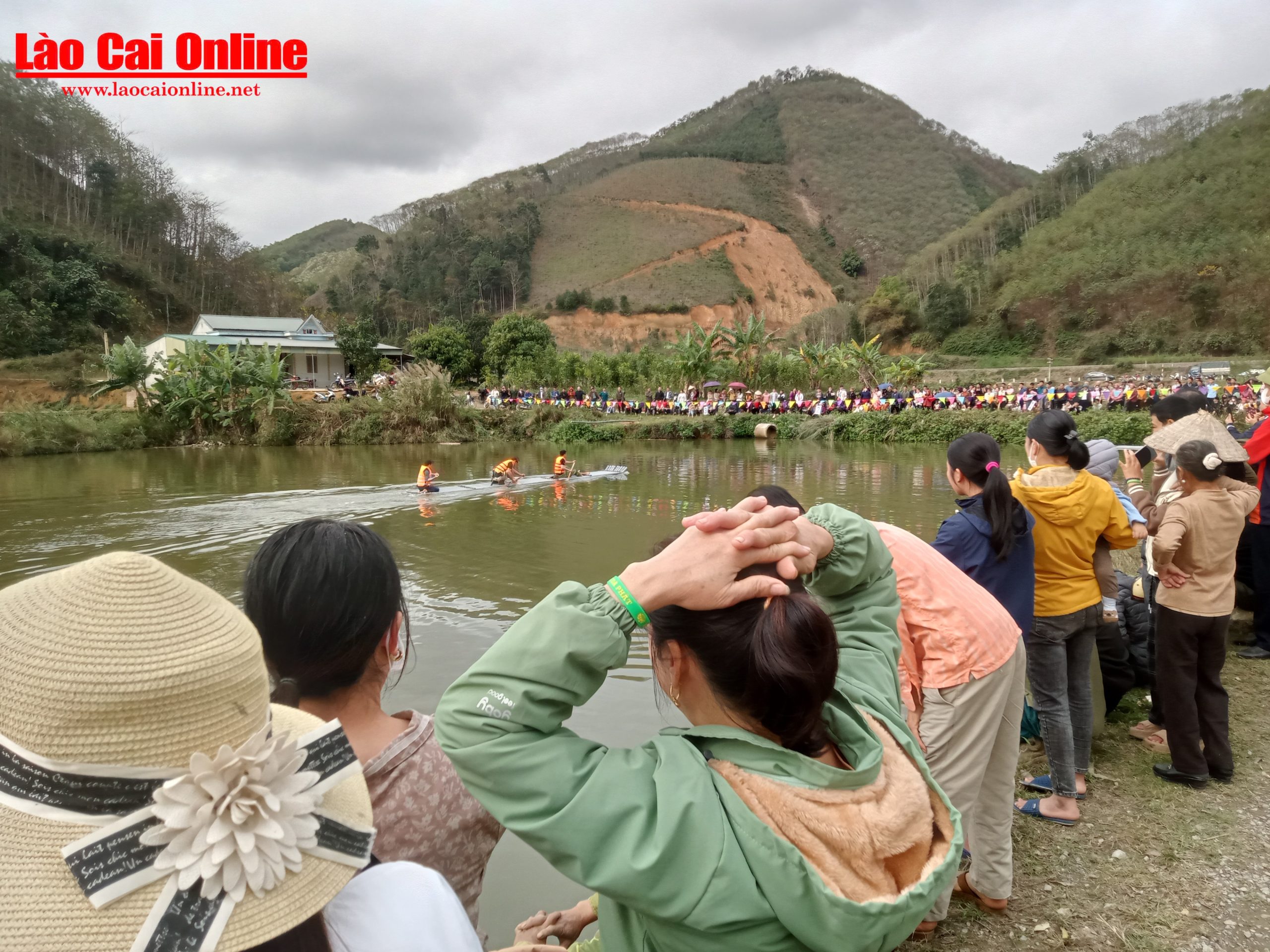 Những trò chơi dân gian cuốn hút.