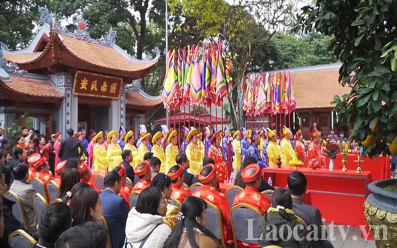 Lao Cai to chuc nhieu hoat dong van hoa dip tet Nguyen dan thu hut luong lon nguoi dan va du khach tham gia. 76446 1