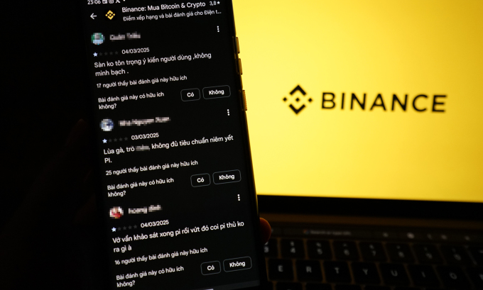 Một số nhận xét một sao cho ứng dụng Binance trên Google Play Store.