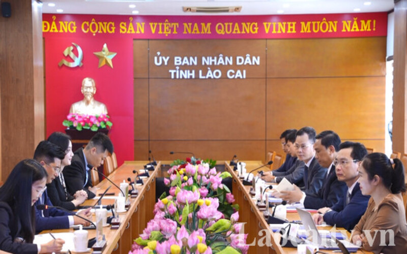 Quang cảnh buổi làm việc. (Ảnh Truyền Hình Lào Cai)