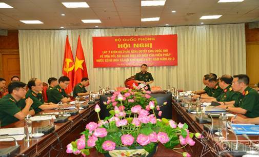 Bộ Quốc phòng lấy ý kiến dự thảo Nghị quyết về sửa đổi, bổ sung một số điều của Hiến pháp năm 2013 4 Trung tướng Nguyễn Quốc Duyệt, Ủy viên Ban Thường vụ Thành ủy, Tư lệnh Bộ Tư lệnh Thủ đô Hà Nội phát biểu tham góp ý kiến tại Hội nghị.