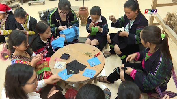 Lan tỏa mô hình trường học hạnh phúc ở Tả Phìn: Khơi dậy yêu thương trong từng tiết học 4 Các câu lạc bộ được thành lập tại trường để học sinh được tham gia trải nghiệm. (Ảnh THLC)