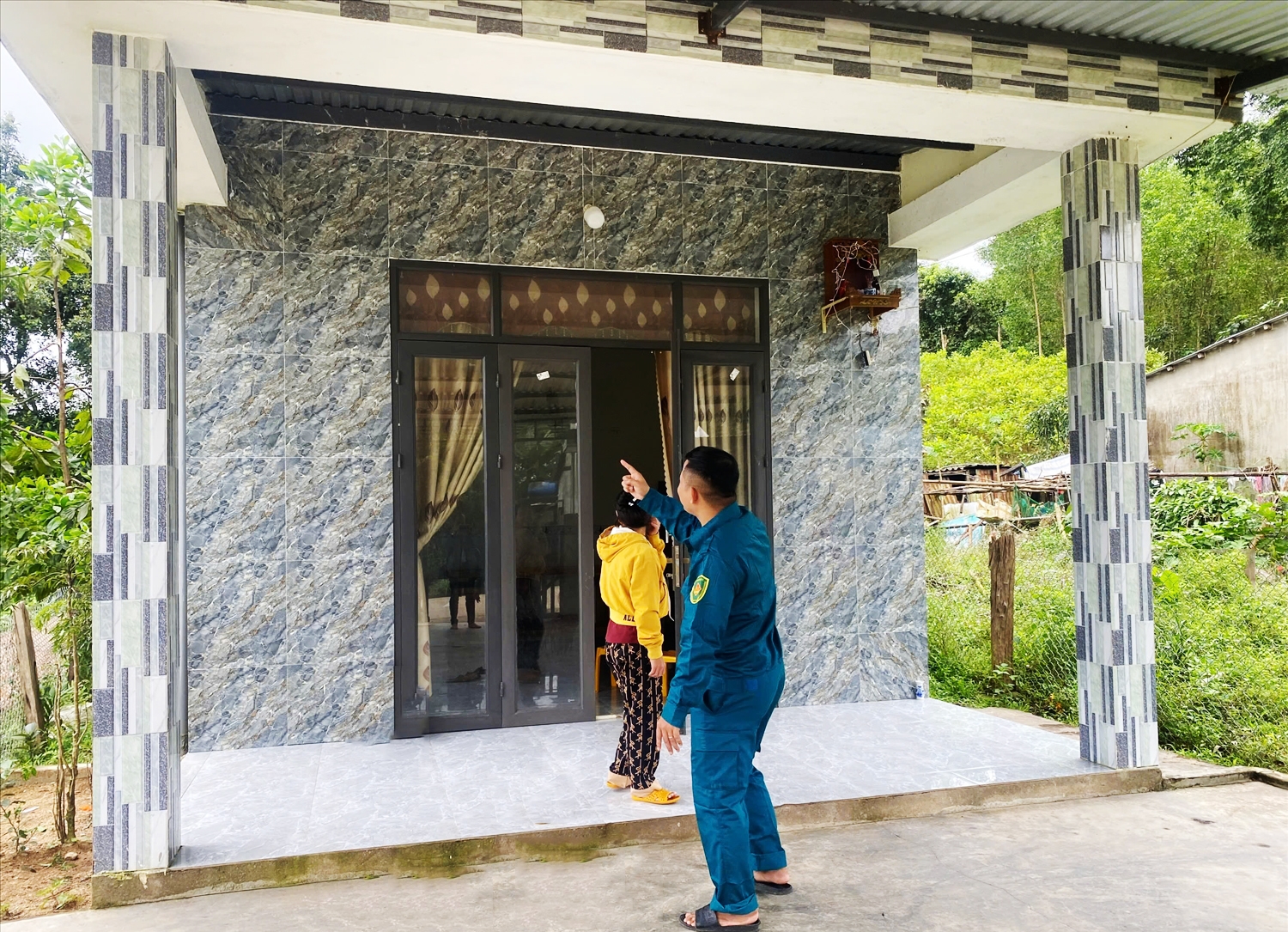 Triển khai các Chương trình MTQG - Trợ lực đưa Bắc Trà My sớm thoát khỏi huyện nghèo 3 Căn nhà mới khang trang của gia đình chị Hồ Thị Bé