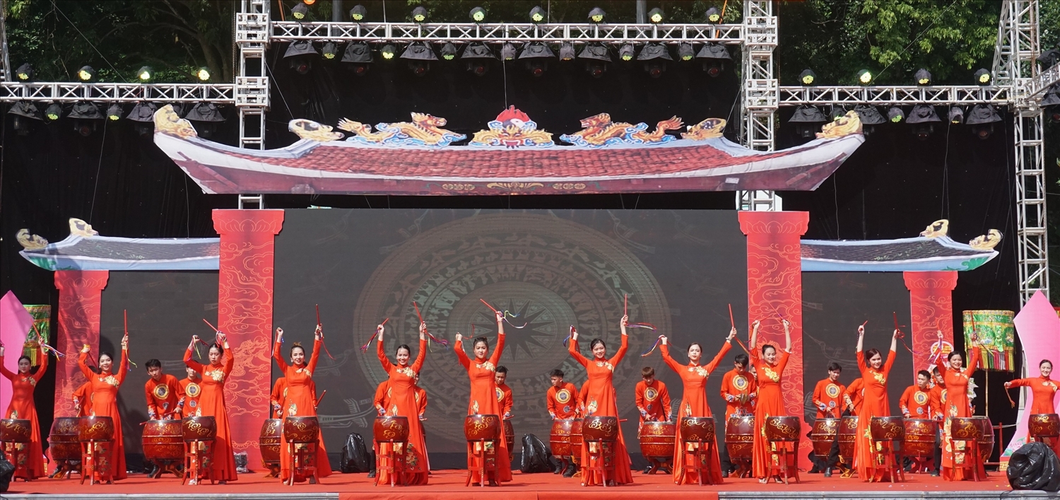 Bảo Yên bứt phá sau 5 năm thực hiện Nghị quyết Đại hội Đảng bộ huyện 2 Đền Bảo Hà là một trong những điểm đến thu hút du khách