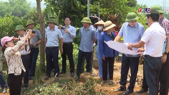 Doan cong tac cua Bo Nong nghiep va Moi truong kiem tra thuc te. 54566