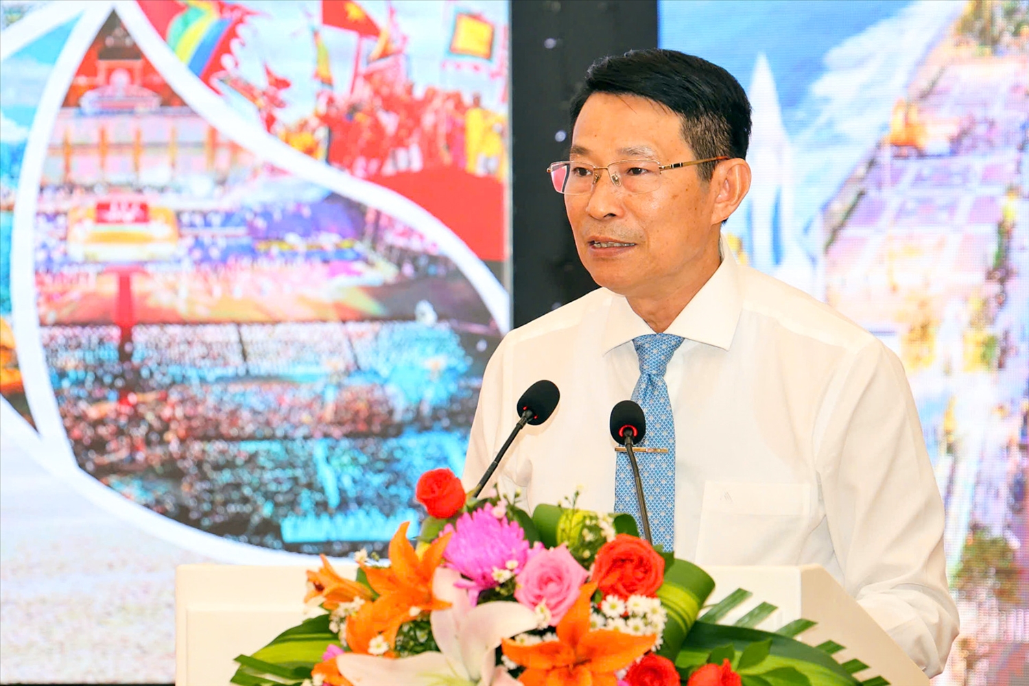 Khánh Hòa: Họp báo giới thiệu Lễ hội Văn hóa - Du lịch biển năm 2025 6 Ông Đinh Văn Thiệu - Phó Chủ tịch UBND tỉnh Khánh Hòa phát biểu buổi họp báo