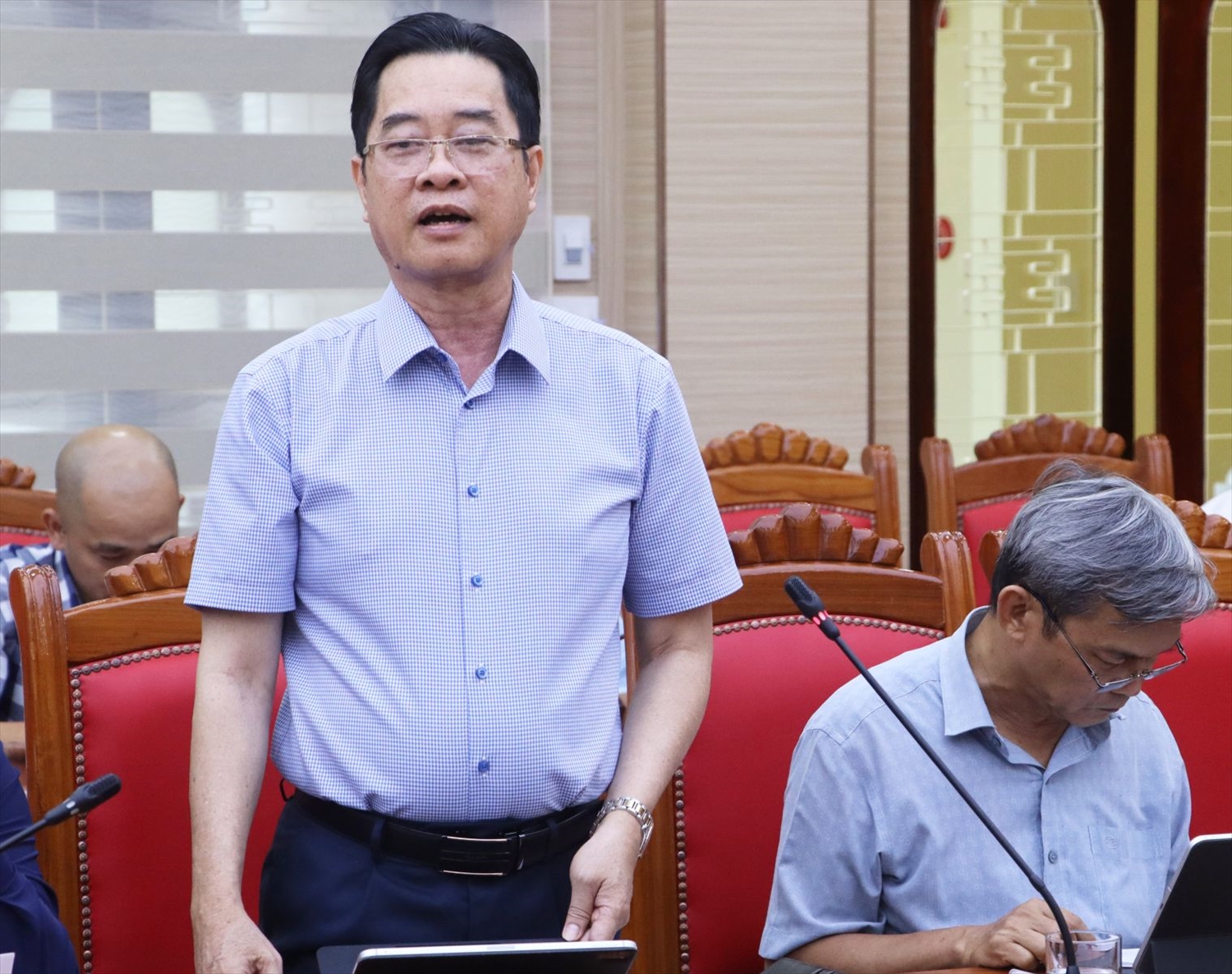 Bình Định: Hơn 95% số hộ đã hoàn thành việc xóa nhà tạm, nhà dột nát 8 Ông Nguyễn Thành Hải - Giám đốc Sở Tài chính Bình Định, báo cáo tại phiên họp