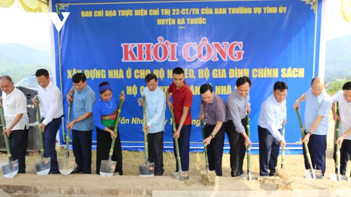 Pho Bi thu Thuong truc Tinh uy Thanh Hoa du Le khoi cong ho tro xay dung nha o cho ho ngheo ho gia dinh chinh sach tai huyen Ba Thuoc 455657