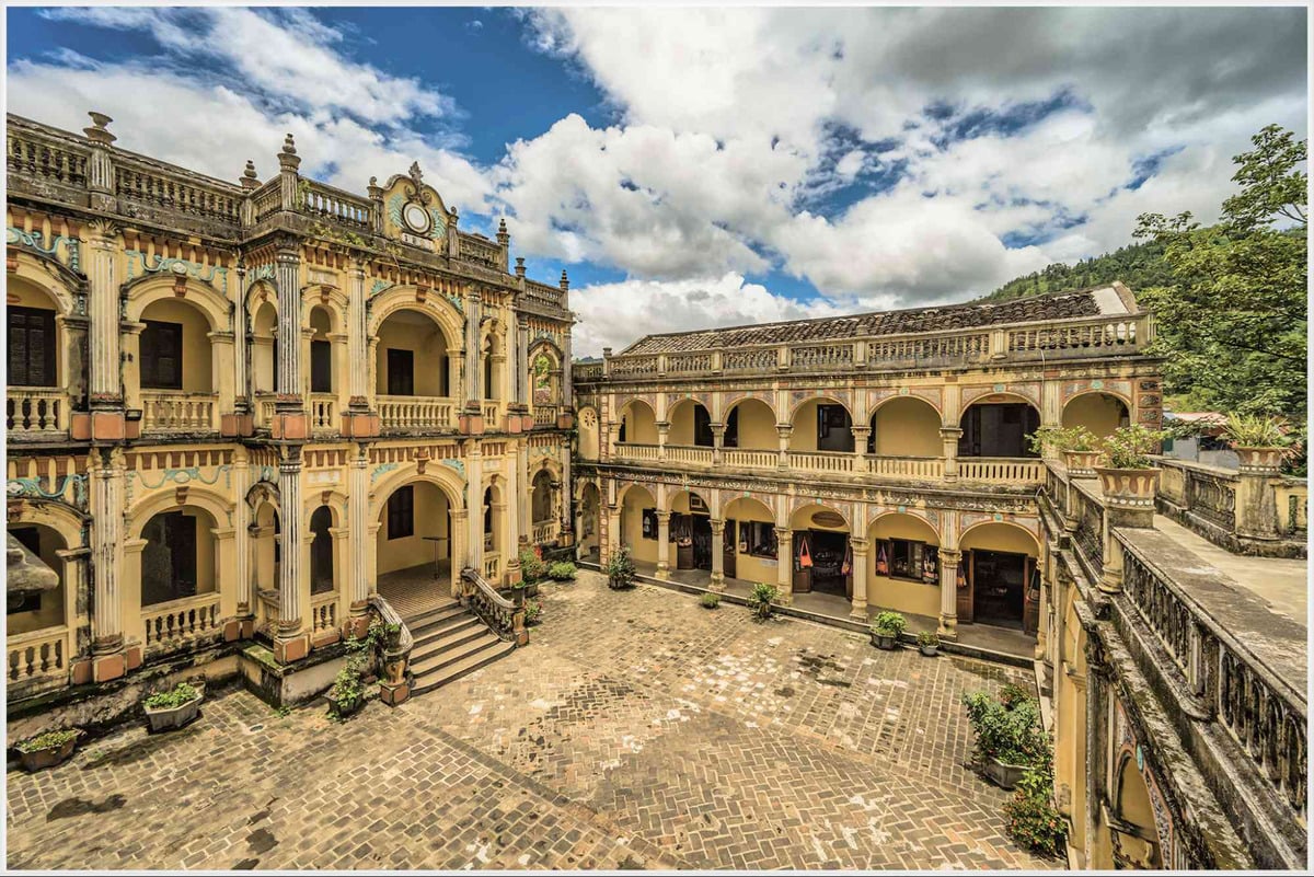 Thi tran Bac Ha don tren 400.000 346565