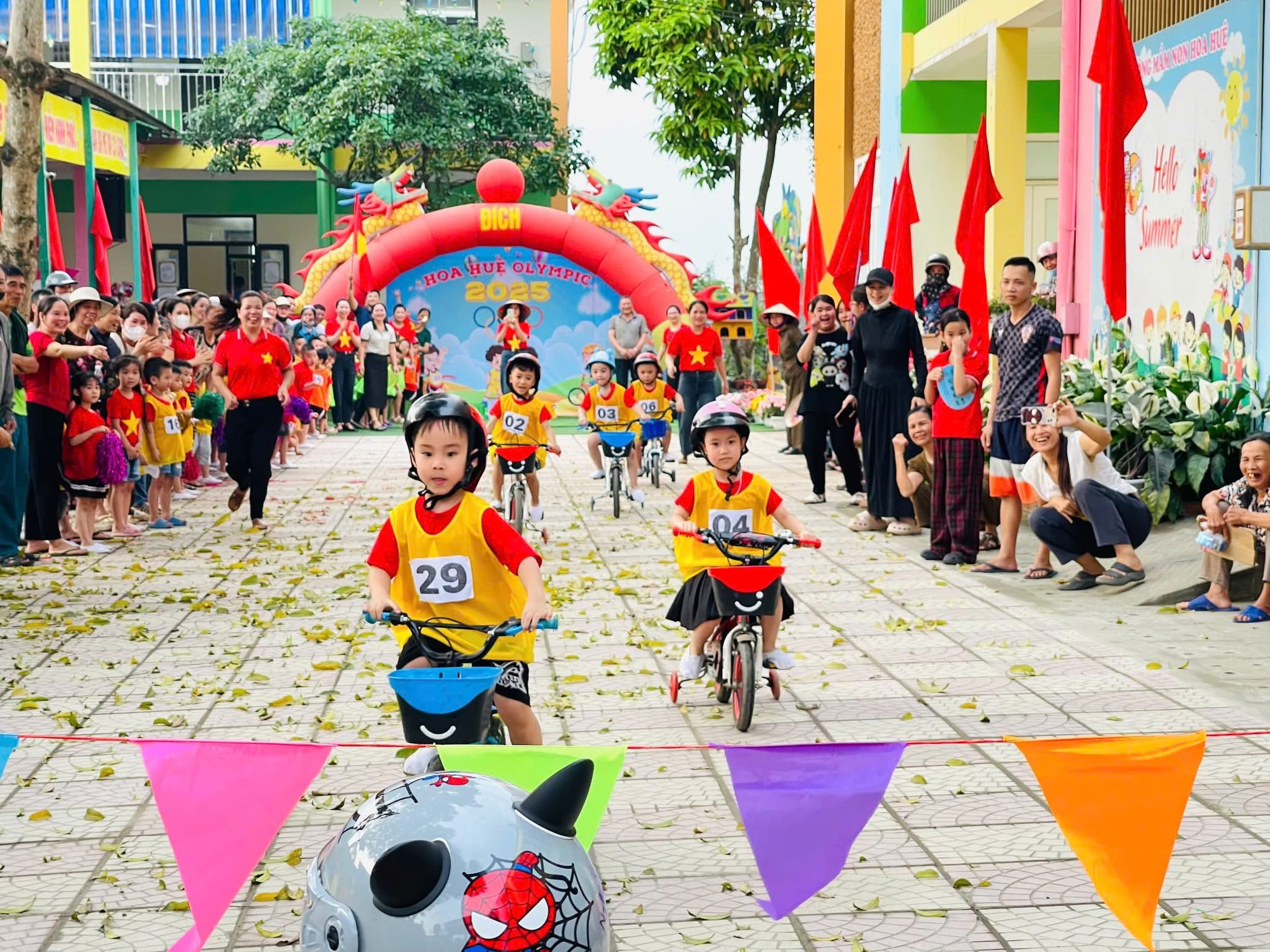 To chuc cac hoat dong vui choi van hoa van nghe the duc the thao cac hoat dong giai tri tao san choi lanh manh cho thanh thieu nhi