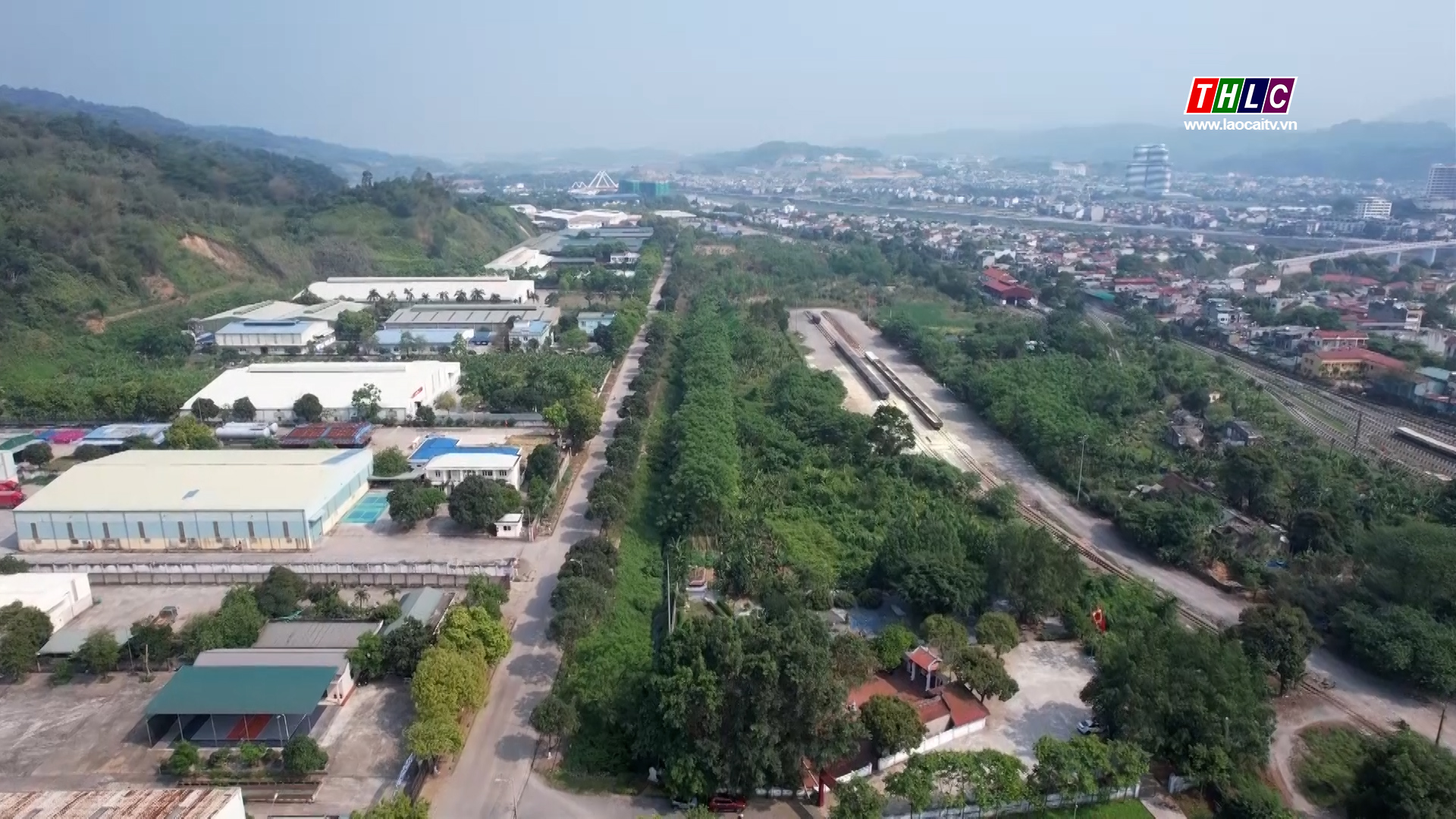 Tong dien tich dat Lao Cai du kien thu hoi de thuc hien du an khoang 780 ha. 5575778