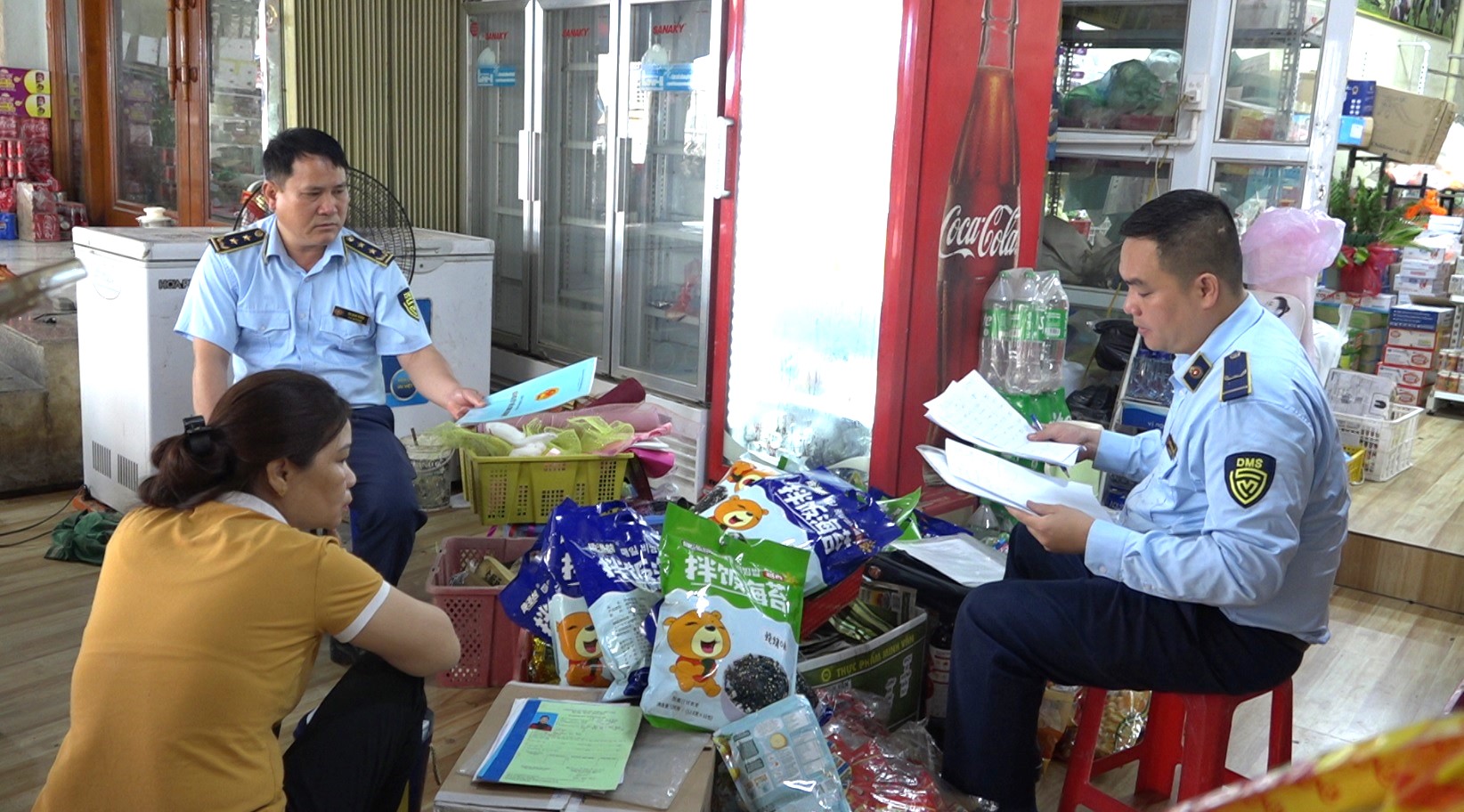 kiem tra hang hoa 7765