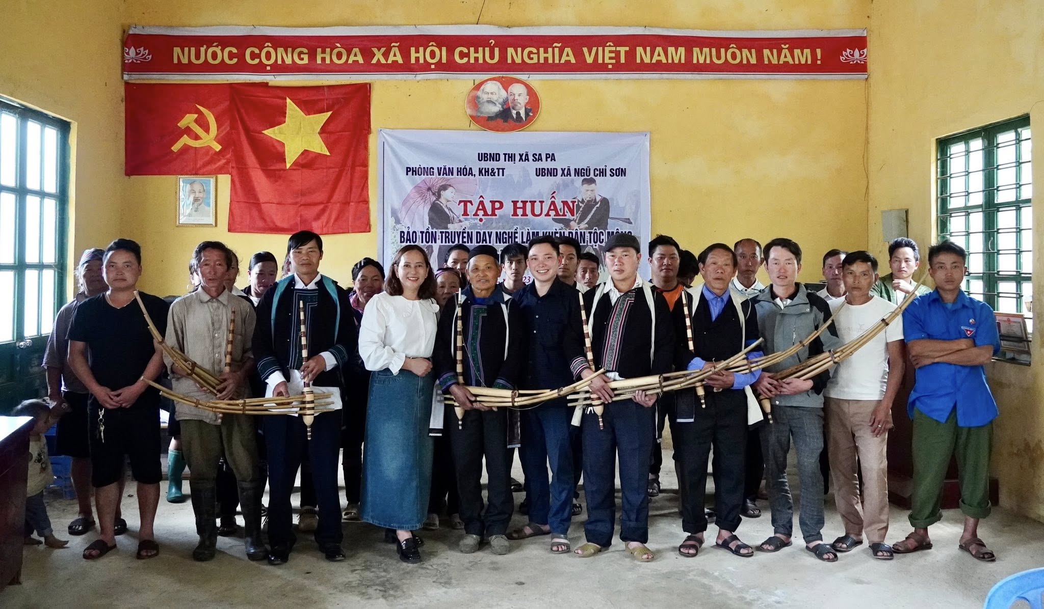 lop tap huan 388586