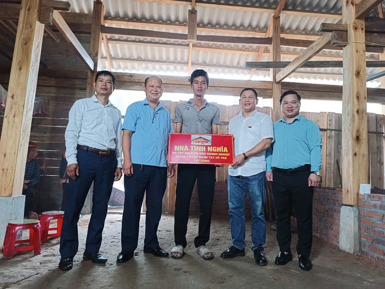 nha tinh nghia 34857867
