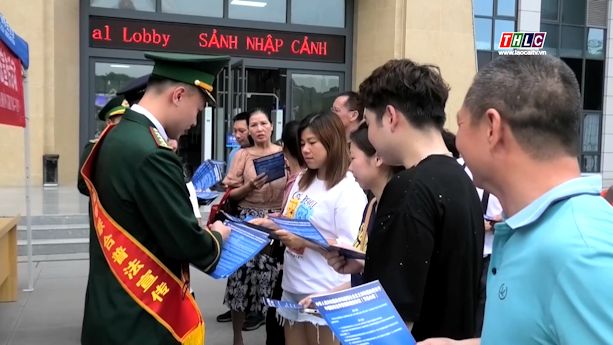 Giao lưu biên phòng Việt – Trung thắt chặt quan hệ hữu nghị tại Cửa khẩu quốc tế Lào Cai 5 Chương trình diễn ra các hoạt giao lưu (ảnh THLC)