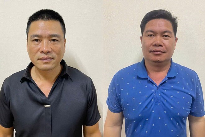 4 cựu cán bộ bị tuyên án vì sai phạm trong quản lý đất đai tại huyện Bảo Thắng 1 Phạm Văn Bách (trái) và Phạm Viết Hưng tại cơ quan điều tra.