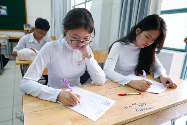 Gần 9.300 thí sinh tại Lào Cai đăng ký dự thi tốt nghiệp THPT năm 2025 1 Kỳ thi tốt nghiệp THPT năm 2025, Lào Cai tăng gần 900 thí sinh (ảnh minh hoạ)