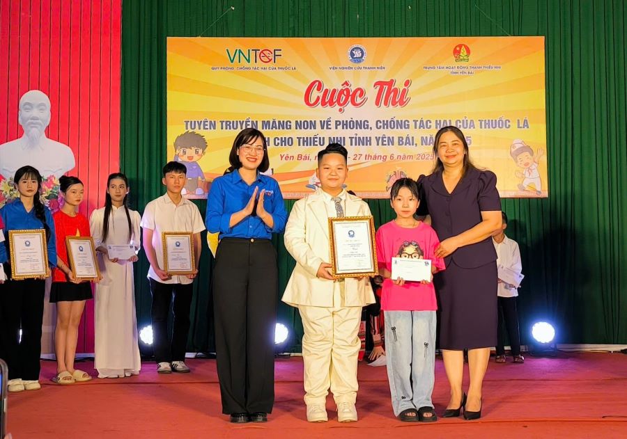Thiếu nhi Yên Bái lan tỏa thông điệp phòng, chống tác hại thuốc lá qua cuộc thi tuyên truyền măng non 1 Liên đội Trường Tiểu học Nguyễn Trãi (thành phố Yên Bái) giành giải Nhất cuộc thi ( ảnh CTTĐT tỉnh Yên Bái )