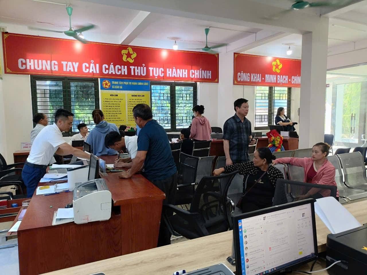 Trung tâm Phục vụ hành chính công xã Bảo Hà ( ảnh truyền hình Bảo Yên )