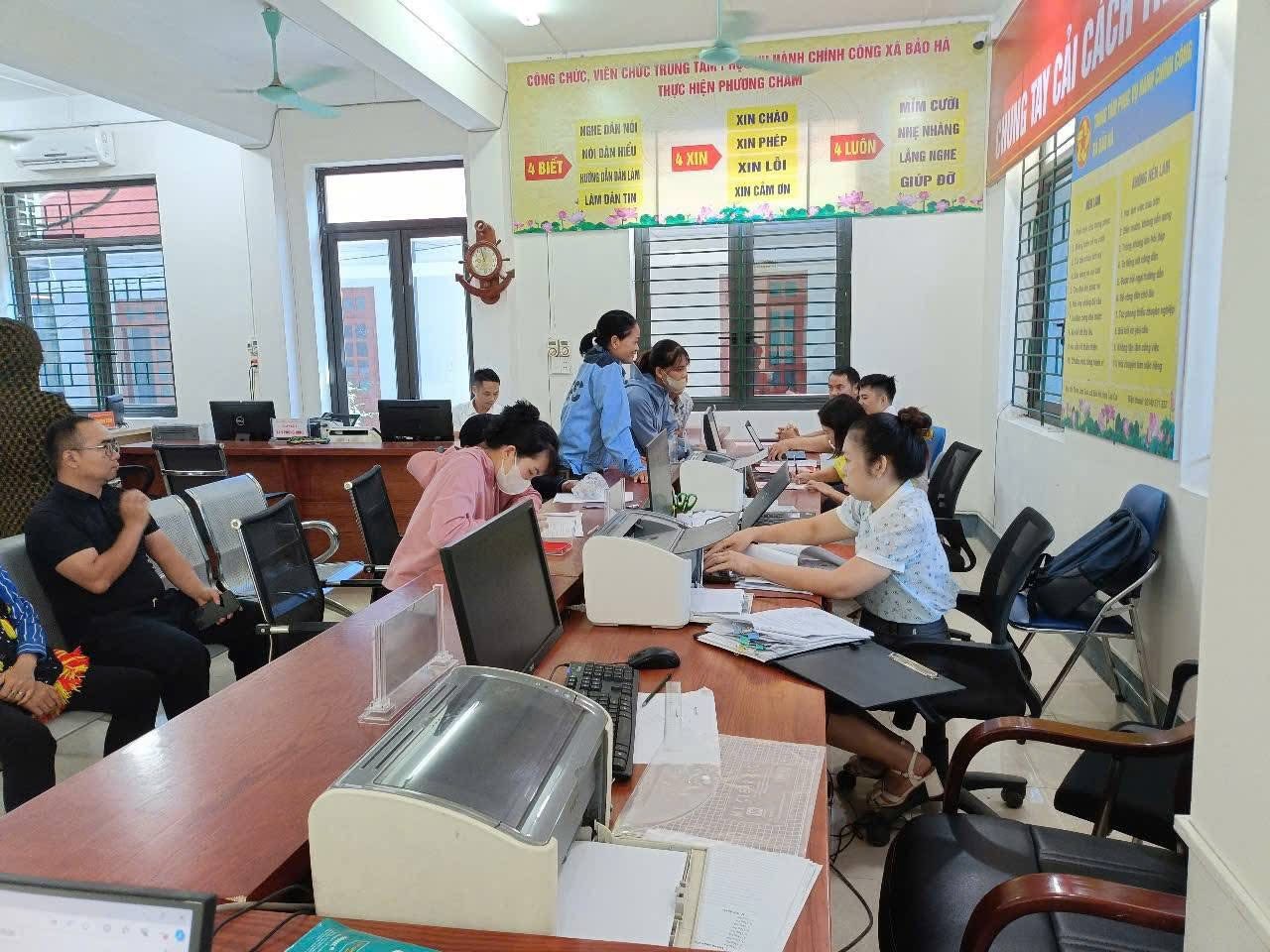 Trung tâm Phục vụ hành chính công xã Bảo Hà ( ảnh truyền hình Bảo Yên )