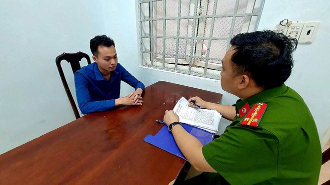 Doi tuong Chao La Ta bi bat giu sau khi tong tien mot nguoi phu nu t 454567