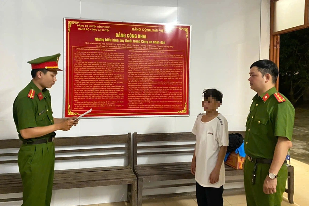 Doi tuong H. tai co quan cong an 544566