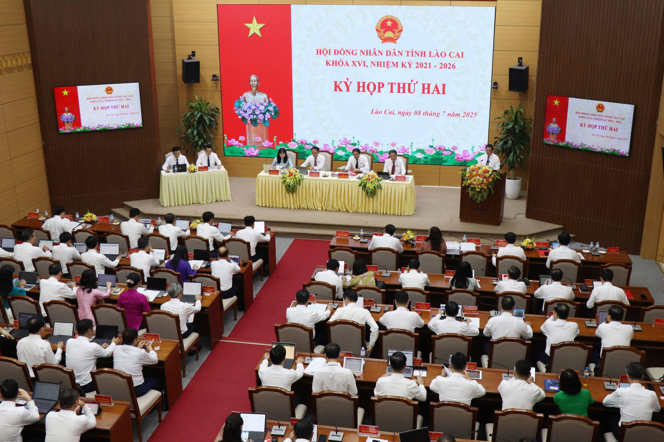 Lào Cai: 11 Nghị quyết được thông qua tại Kỳ họp thứ 2 HĐND tỉnh khoá XVI, nhiệm kỳ 2021-2026 1 Quang cảnh Kỳ họp
