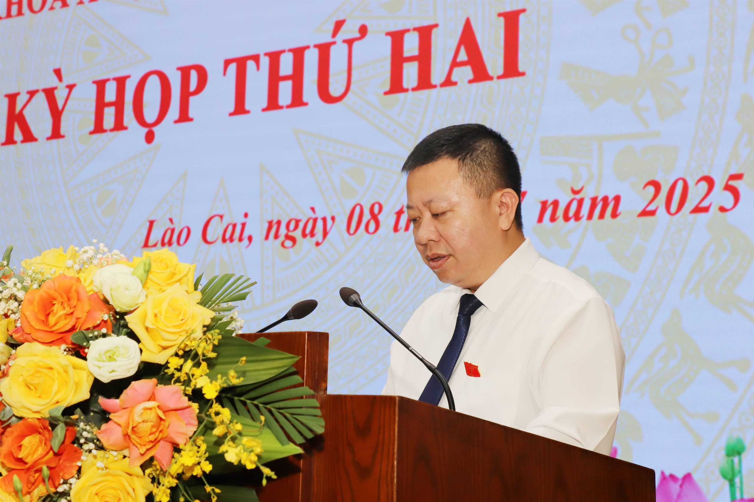 Lào Cai: 11 Nghị quyết được thông qua tại Kỳ họp thứ 2 HĐND tỉnh khoá XVI, nhiệm kỳ 2021-2026 5 Giám đốc Sở Nội vụ trình bày tờ trình