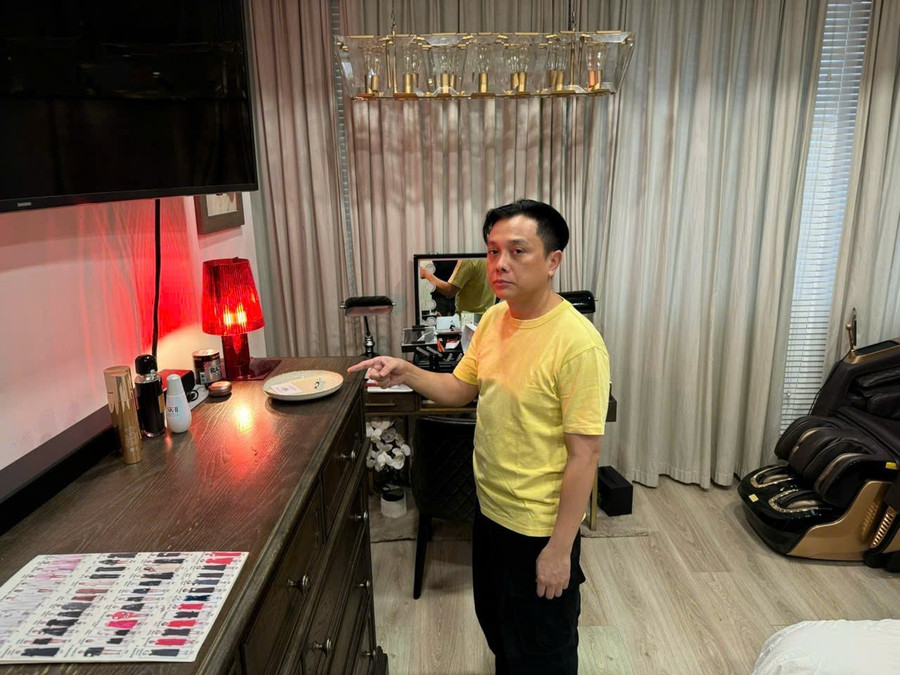 Nhà thiết kế Nguyễn Công Trí bị bắt vì liên quan đến ma túy 2 Nguyễn Công Trí thời điểm bị bắt. Ảnh: Công an TPHCM.
