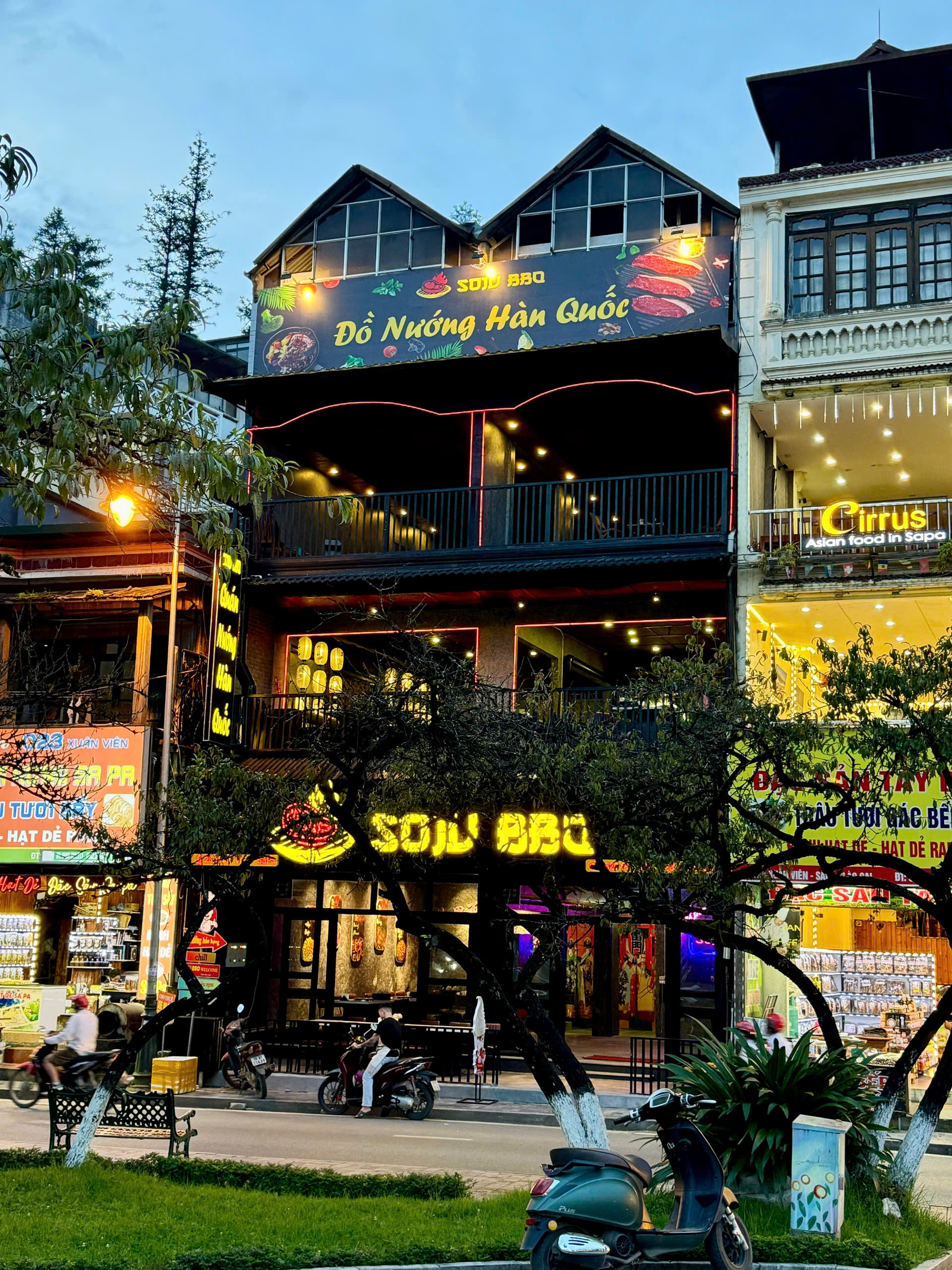 Soju BBQ nằm ngay giữa trung tâm Sa Pa.