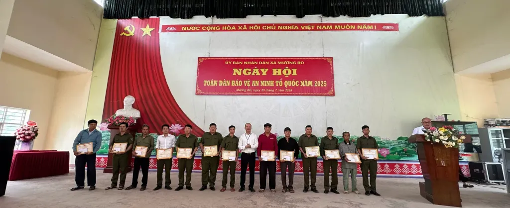 anh 76658