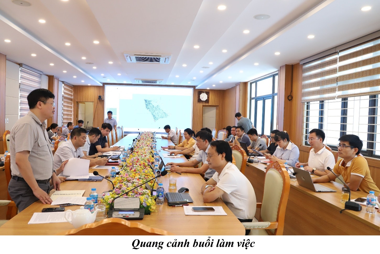 buoi lam viec 848766
