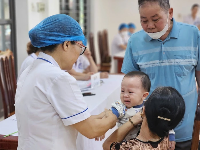 Năm trường hợp được thanh toán bảo hiểm y tế dù chưa có thẻ theo quy định mới 1 Trẻ dưới 6 tuổi chưa được cấp thẻ BHYT nhưng có giấy chứng sinh hoặc giấy khai sinh thì được làm thủ tục khám chữa bệnh BHYT và được quỹ BHYT thanh toán đầy đủ trong phạm vi quyền lợi như người có thẻ