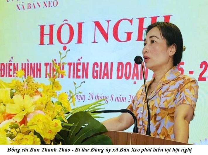 Bản Xèo: Tuyên dương 3 tập thể, 5 cá nhân điển hình giai đoạn 2025 – 2030 7 Đồng chí Bàn Thanh Thảo - Bí thư Đảng ủy xã Bản Xèo phát biểu tại hội nghị. (Ảnh truyền thông khu vực Bát Xát)