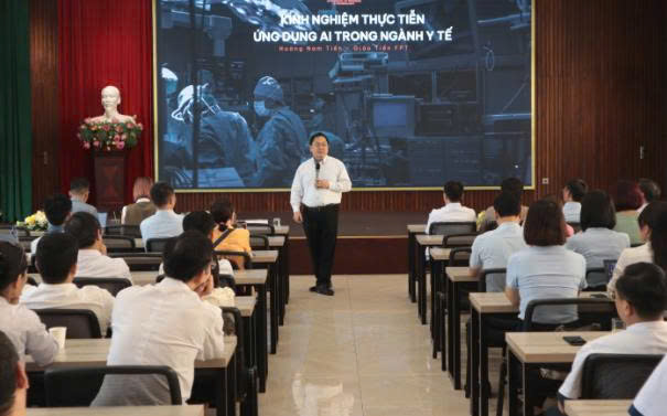 Buoi dung lop cua ong Hoang Nam Tien 45677