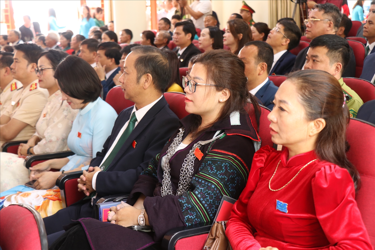 Phường trung tâm Khu du lịch Quốc gia Sa Pa tạo đột phá về phát triển du lịch và dịch vụ 3 Các đại biểu tham dự Đại hội. (Ảnh Trọng Bảo)