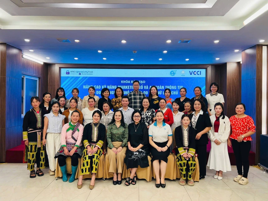 Các học viên tham gia khóa đào tạo. (Ảnh Phụ Nữ Việt Nam)