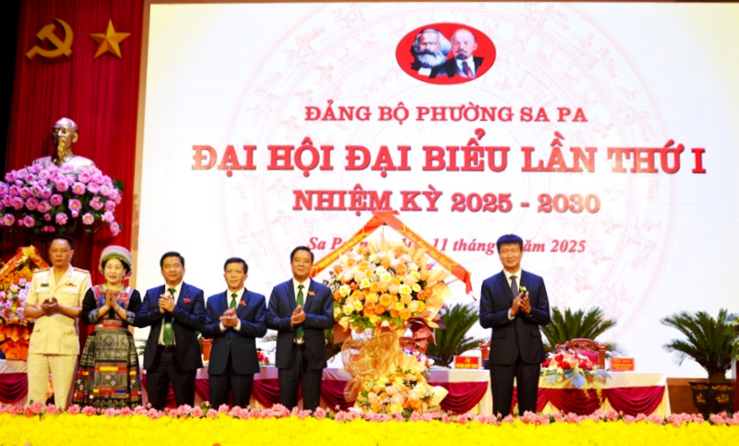 Phường Sa Pa hướng tới đô thị du lịch thông minh, trung tâm kết nối vùng Lào Cai 1 Đại hội đại biểu Đảng bộ phường Sa Pa lần thứ I, nhiệm kỳ 2025-2030 đã đề ra 3 khâu đột phá, 9 nhóm giải pháp trọng tâm, hướng tới mục tiêu phát triển toàn diện, nâng cao đời sống Nhân dân và khẳng định vị thế là điểm đến du lịch tầm quốc tế. Ảnh: Q.H.