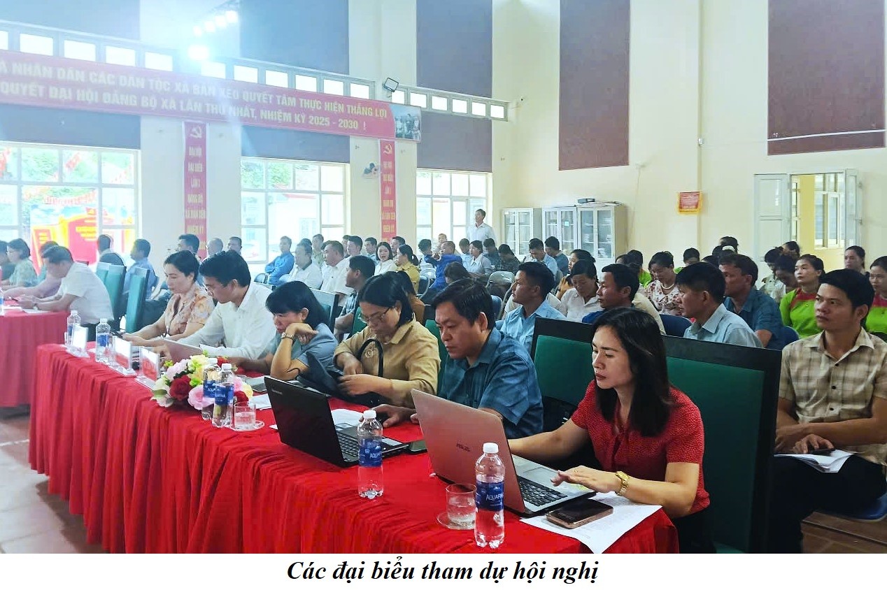 Bản Xèo: Tuyên dương 3 tập thể, 5 cá nhân điển hình giai đoạn 2025 – 2030 6 Các đại biểu tham gia hội nghị. (Ảnh truyền thông khu vực Bát Xát)