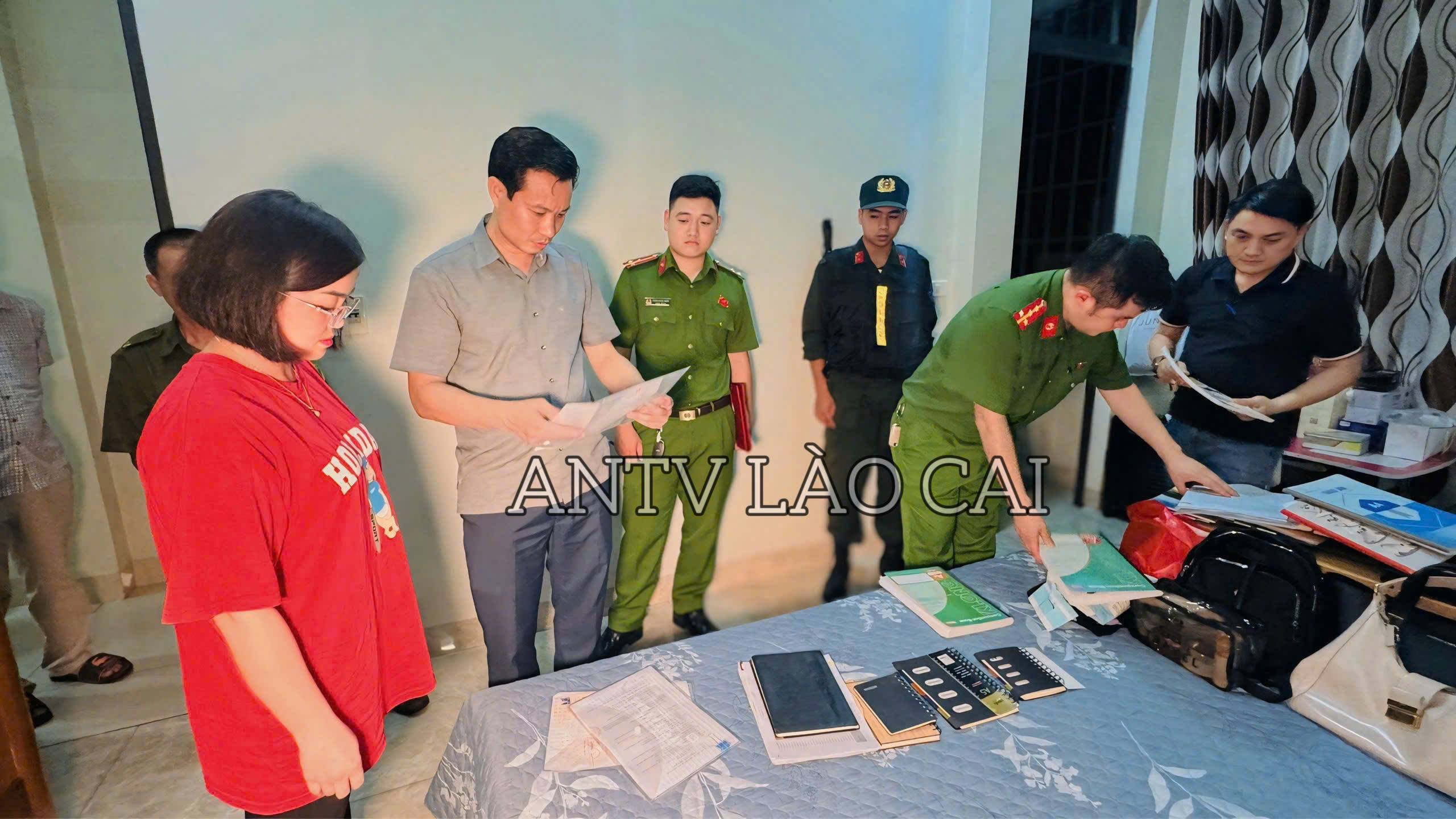 Công an tỉnh Lào Cai triệt phá đường dây lừa đảo chiếm đoạt tài sản quy mô toàn quốc với giao dịch lên tới hàng chục nghìn tỷ đồng qua hình thức huy động đầu tư tài chính vào đồng tiền điện tử ảo 6 Cơ quan Cảnh sát điều tra Công an tỉnh thi hành lệnh khám xét tại nhà các đối tượng