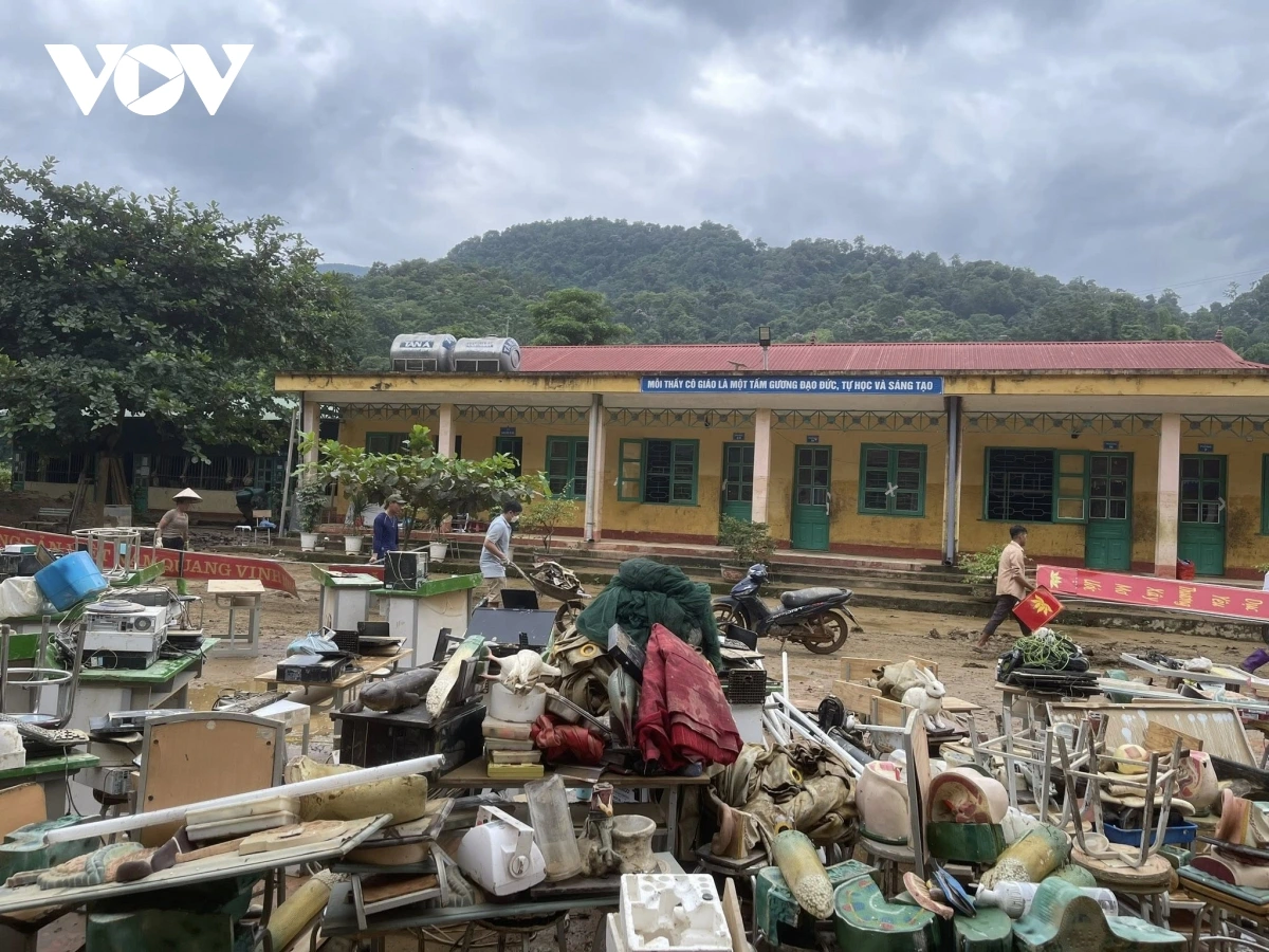 Hàng loạt trường học ở Mường Luân, Xa Dung, Na Son (tỉnh Điện Biên) tan hoang sau lũ.