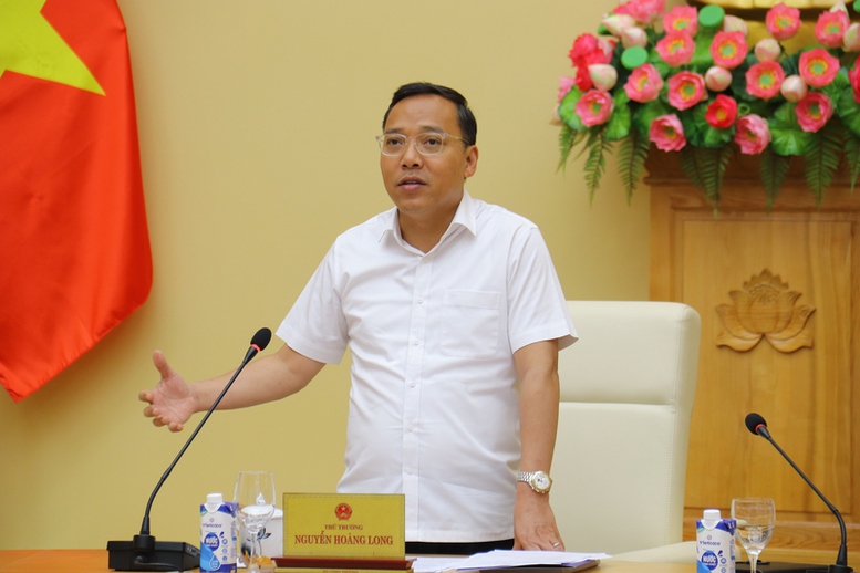 Thứ trưởng Bộ Công Thương Nguyễn Hoàng Long đề nghị EVN tiếp tục phối hợp chặt chẽ hơn nữa với các địa phương
