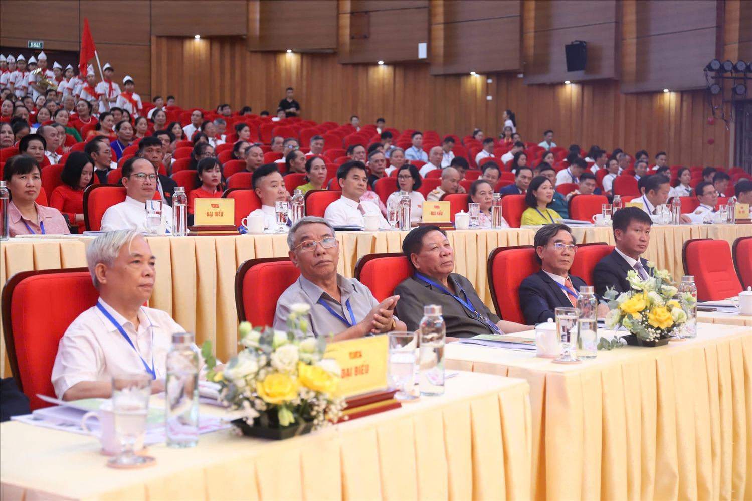 Đến năm 2030, tỷ lệ hộ nghèo phường Cam Đường còn dưới 1% 2 Các đại biểu tham dự Đại hội. (Ảnh Trọng Bảo)