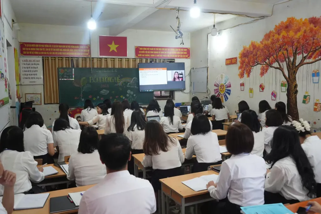 Quang cảnh lớp tập huấn.
