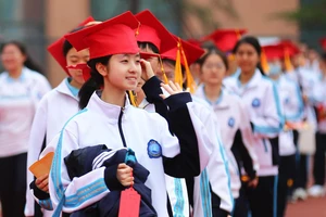 28677786ffc0441f9a8cc73bb7176d6a trung quoc keo dai ky nghi cho hoc sinh giam ap luc hoc tap.jpg