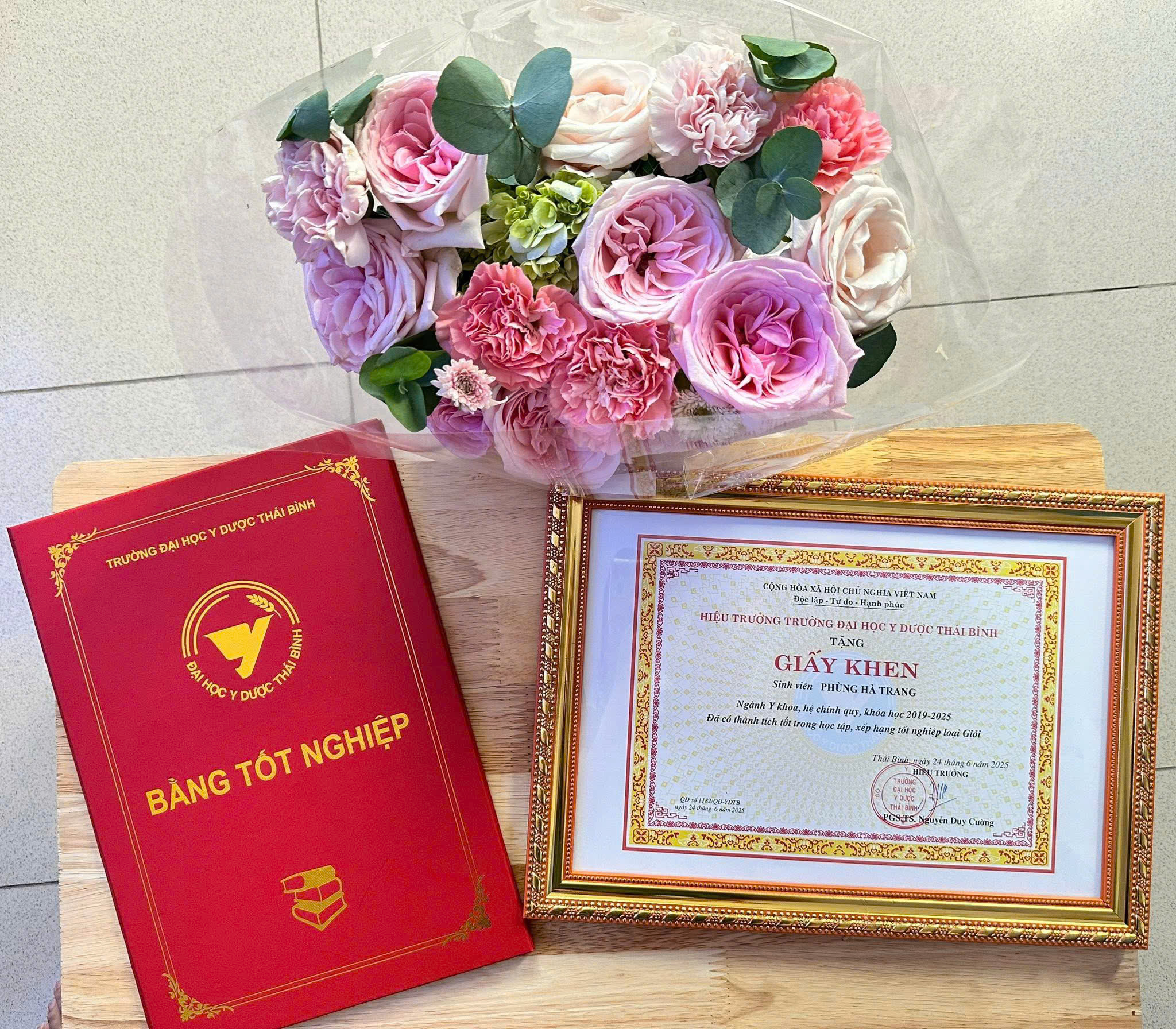 Cô gái vùng cao Lào Cai chinh phục giấc mơ bác sĩ nội trú tại Trường Đại học Y Hà Nội 4 49f7e0d1 18ea 4284 9c7f b7cdea44ac3a