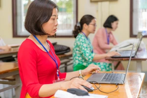 4e2e4890532e4655bfdd23278d274c9a giao duc thuong xuyen 1001165728.jpg