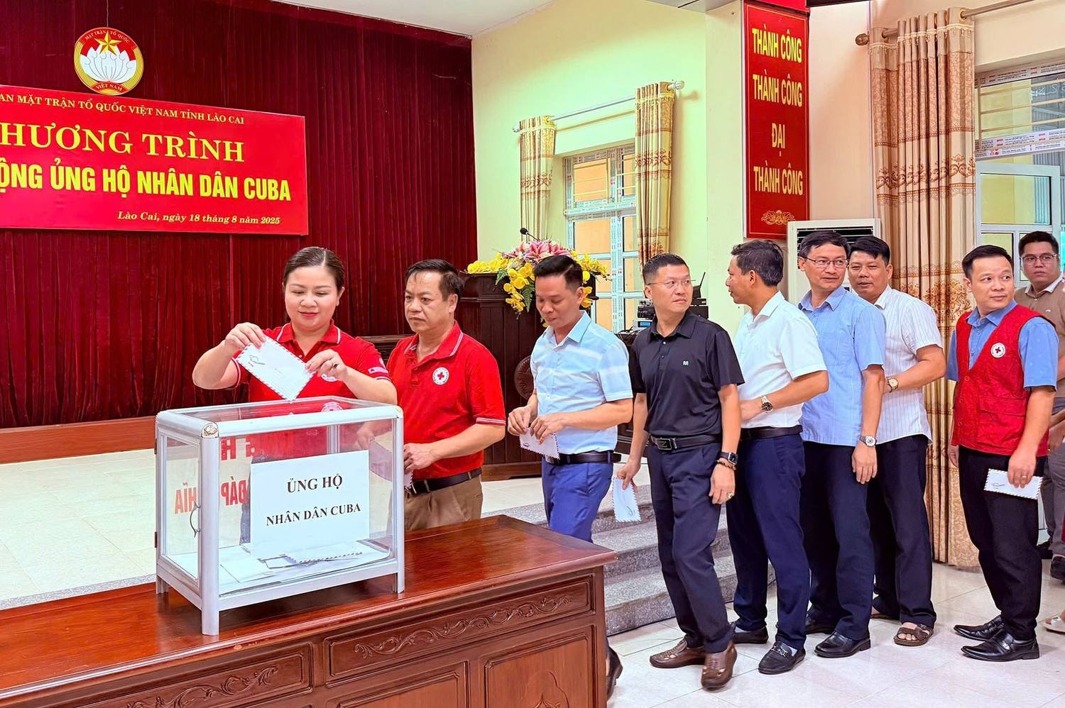 Lào Cai chung tay vì nhân dân Cuba: Hơn 248 triệu đồng được quyên góp 1 535130693 802309262364094 4129464982110280111 n 1