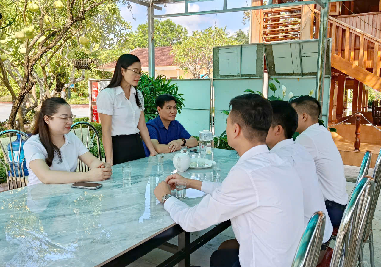 Chi bộ phường Cầu Thia sinh hoạt chuyên đề tháng 9 3 543386634 723525734049440 9015639781905965770 n